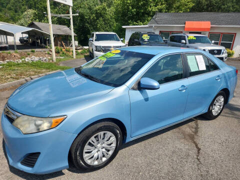2013 Toyota Camry for sale at Kerwin's Volunteer Motors in Bristol TN