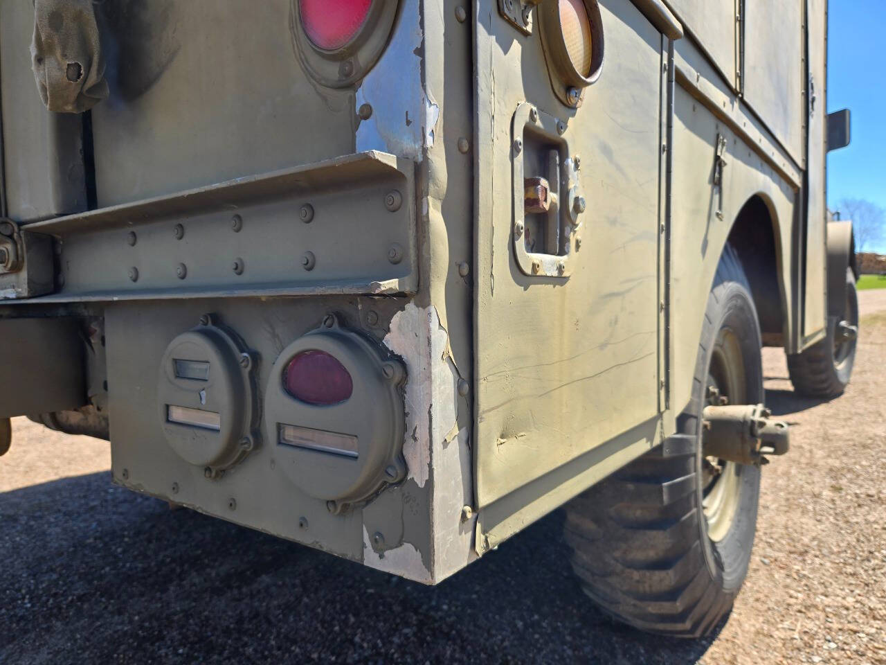 1971 Jeep M724 36