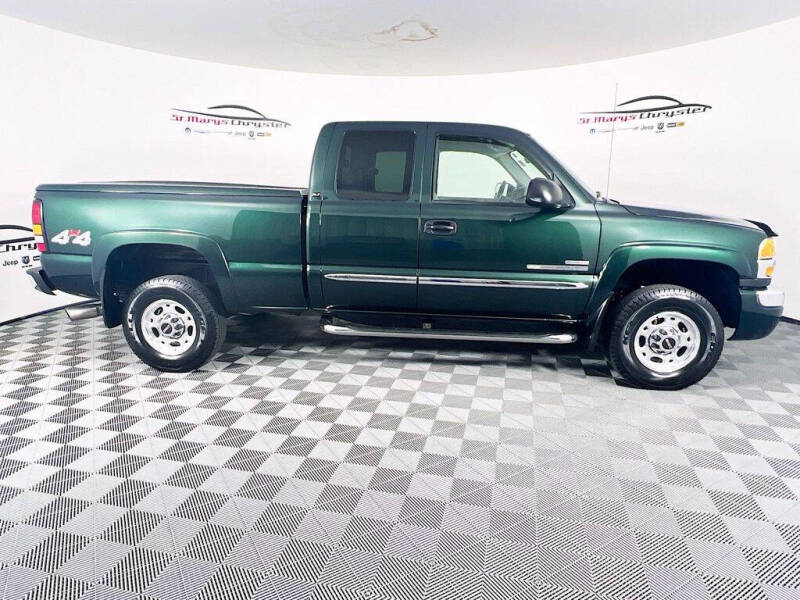 2004 GMC Sierra 2500HD