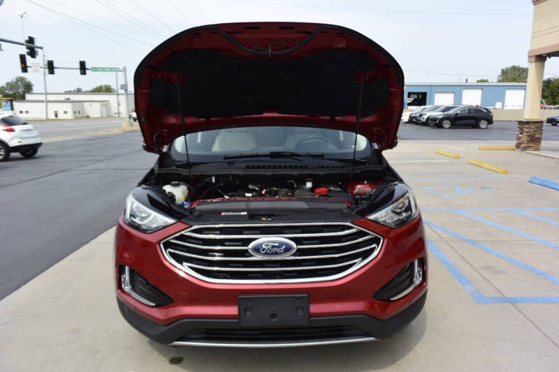 2020 Ford Edge Titanium