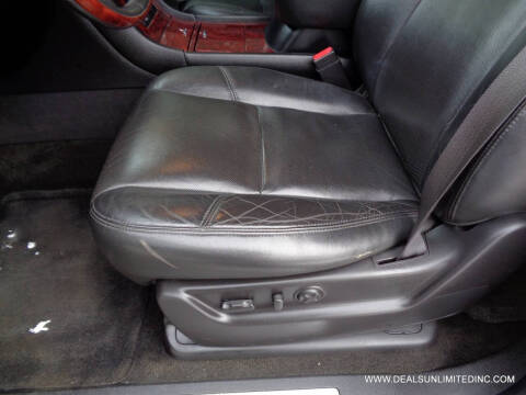 2012 Cadillac Escalade Luxury