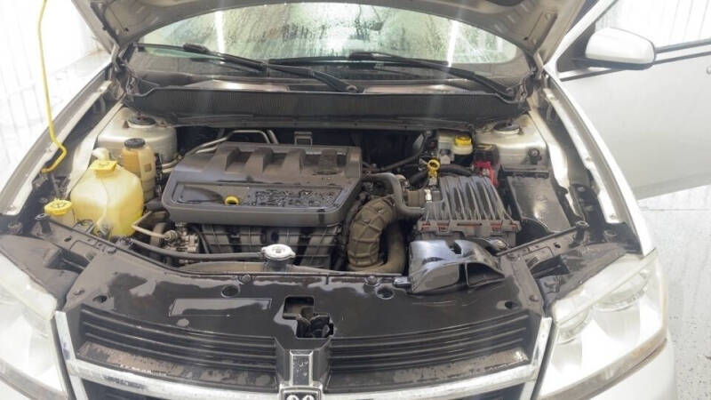 2010 Dodge Avenger R/T