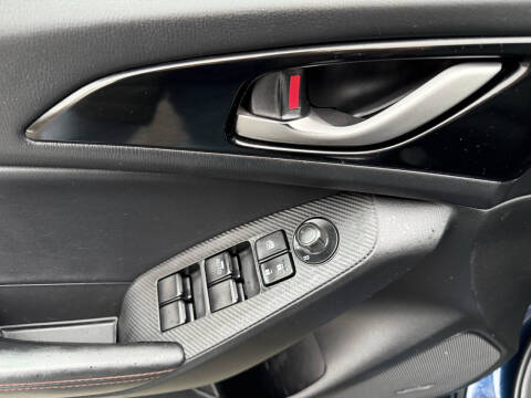 2015 Mazda MAZDA3 i Grand Touring