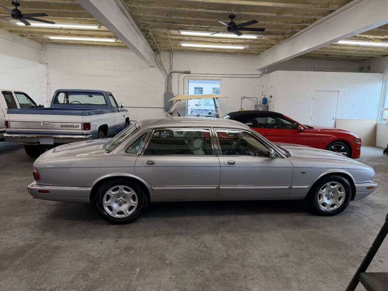 2001 Jaguar XJ-Series Vanden Plas