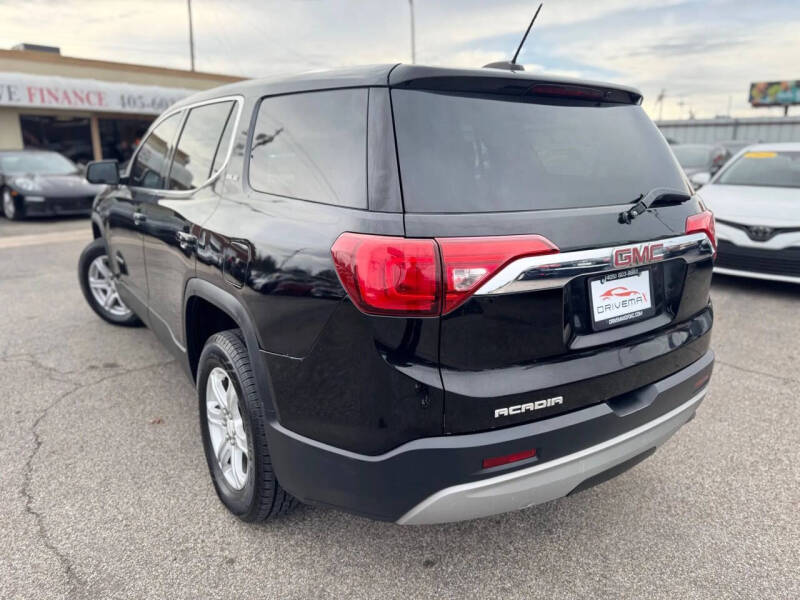 2017 GMC Acadia SLE-1