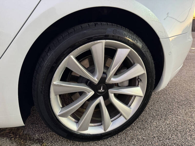 2020 Tesla Model 3 Long Range