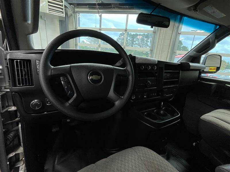 2024 Chevrolet Express 2500