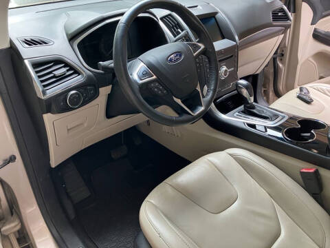 2017 Ford Edge Titanium