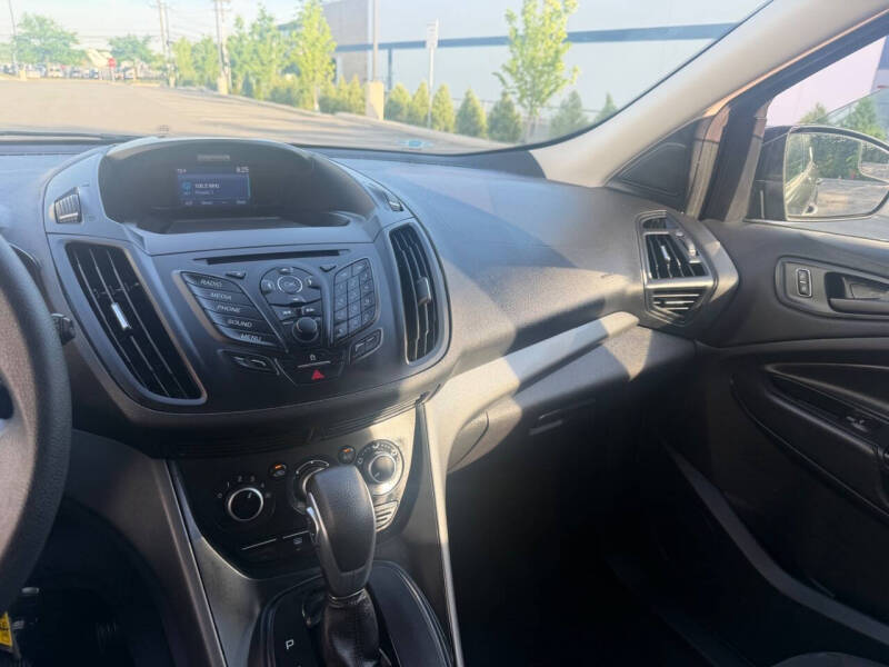 2014 Ford Escape S