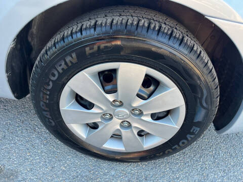 2009 Hyundai Accent GS