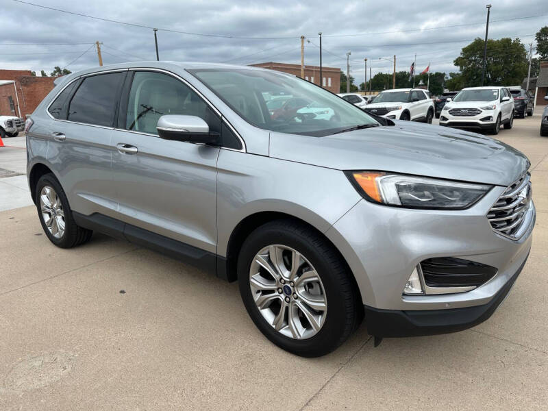 2022 Ford Edge Titanium