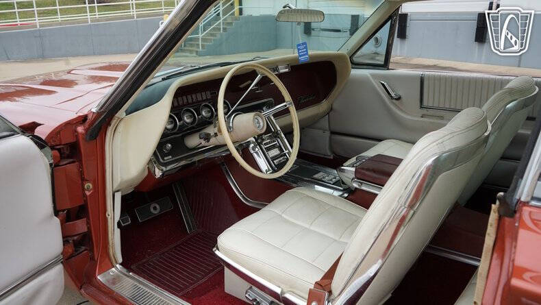 1966 Ford Thunderbird