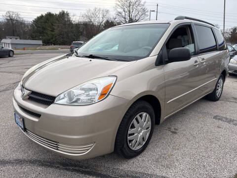 2005 Toyota Sienna LE 8 Passenger