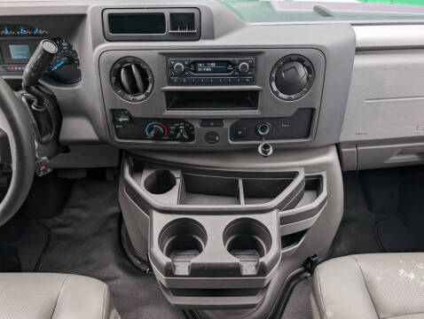 2024 Ford E-Series