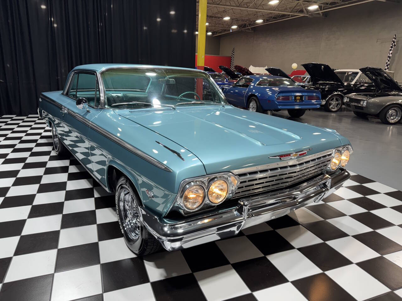 1962 Chevrolet Impala 12