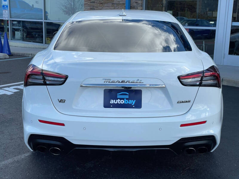 2023 Maserati Ghibli Trofeo