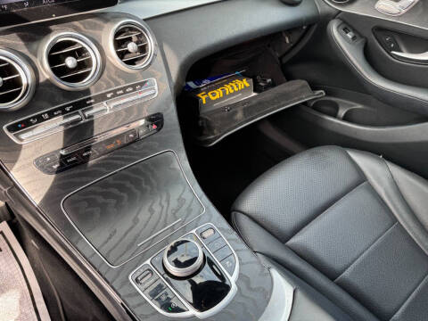 2017 Mercedes-Benz GLC GLC 300