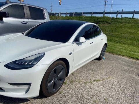 2020 Tesla Model 3 Standard Range