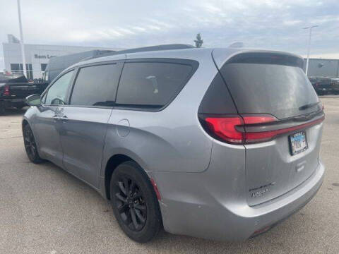 2021 Chrysler Pacifica Touring L