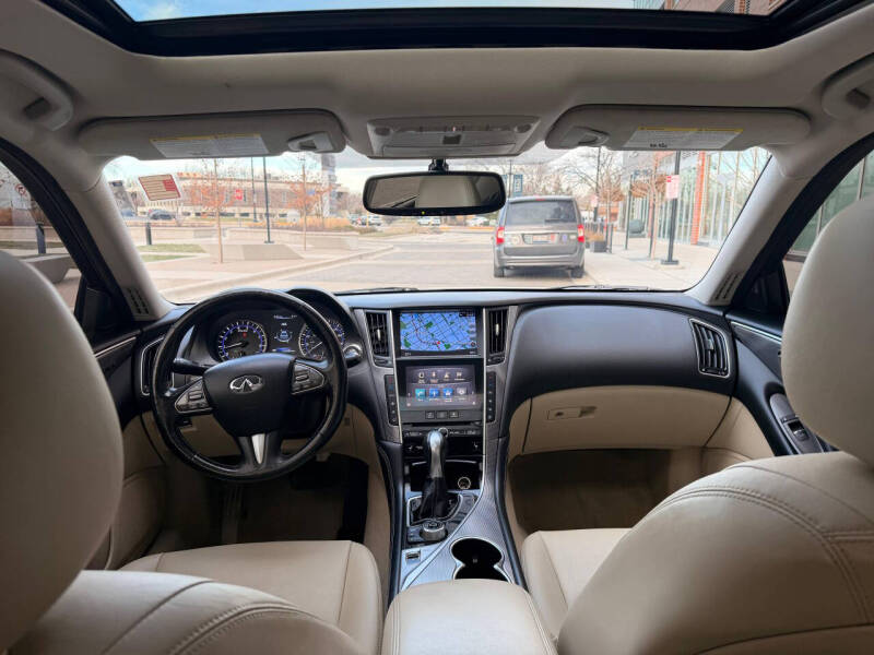 2016 Infiniti Q50 3.0T Premium