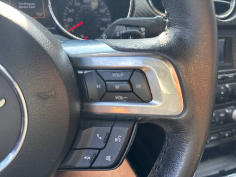 2015 Ford Mustang V6