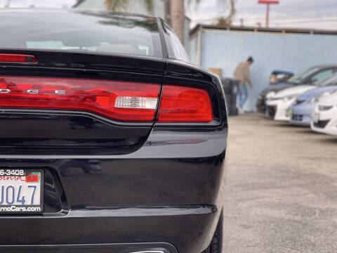 2011 Dodge Charger SE