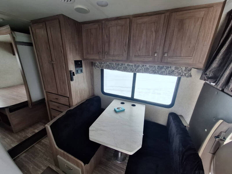 2018 Forest River Forrester 2251LE