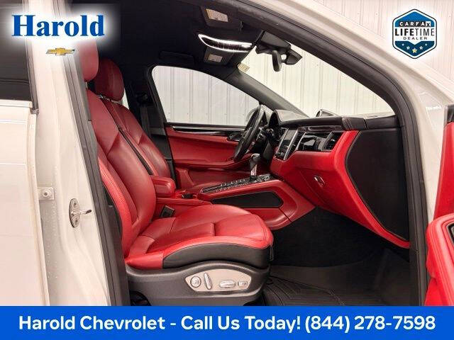 2017 Porsche Macan S