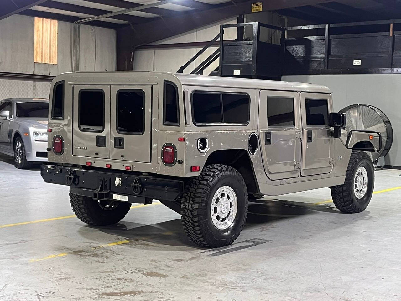 2003 HUMMER H1 for sale at Carnival Car Company in Victoria, TX