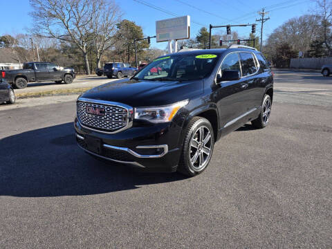 2017 GMC Acadia Denali