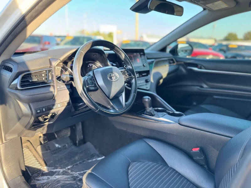 2020 Toyota Camry XSE