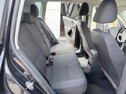 2017 Volkswagen Tiguan 2.0T Limited S