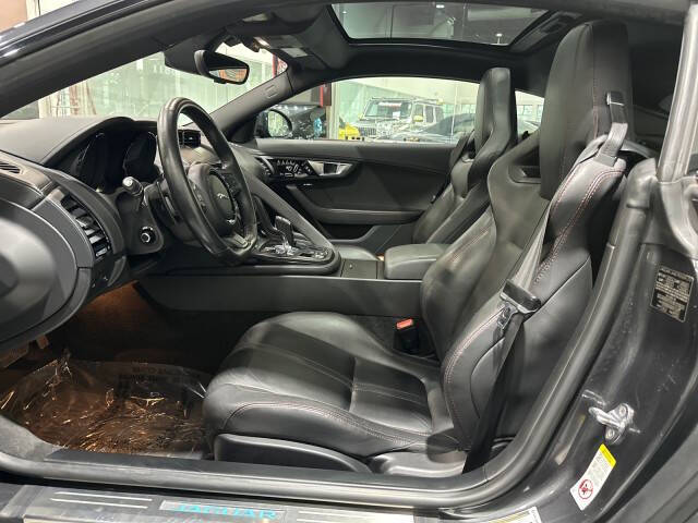 2017 Jaguar F-TYPE Premium