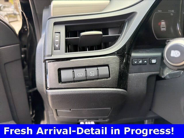 2024 Lexus ES 350 F SPORT Handling