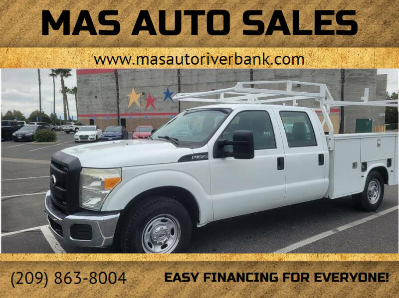 2011 Ford F-350 Super Duty XL's photo