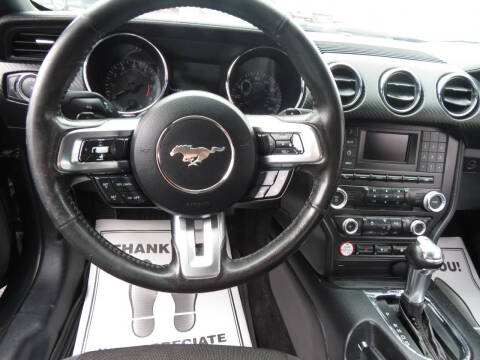 2015 Ford Mustang V6