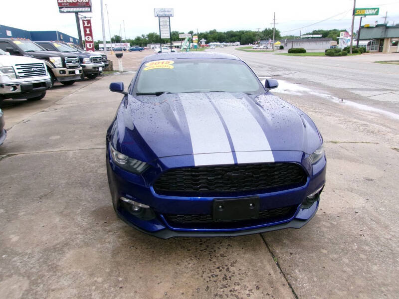 2015 Ford Mustang EcoBoost Coupe Premium's photo