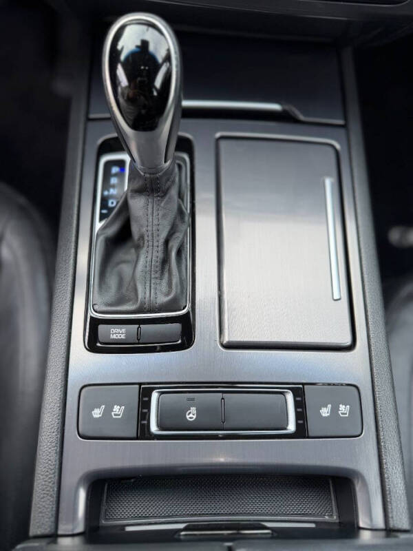 2015 Hyundai Genesis 3.8L