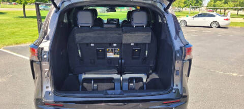 2022 Toyota Sienna XSE 7-Passenger