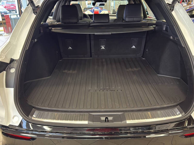 2025 Toyota Crown Signia Limited