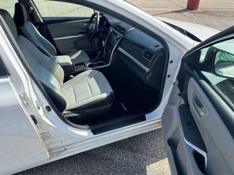 2015 Toyota Camry SE