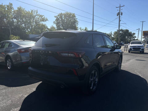 2025 Ford Escape ST-Line