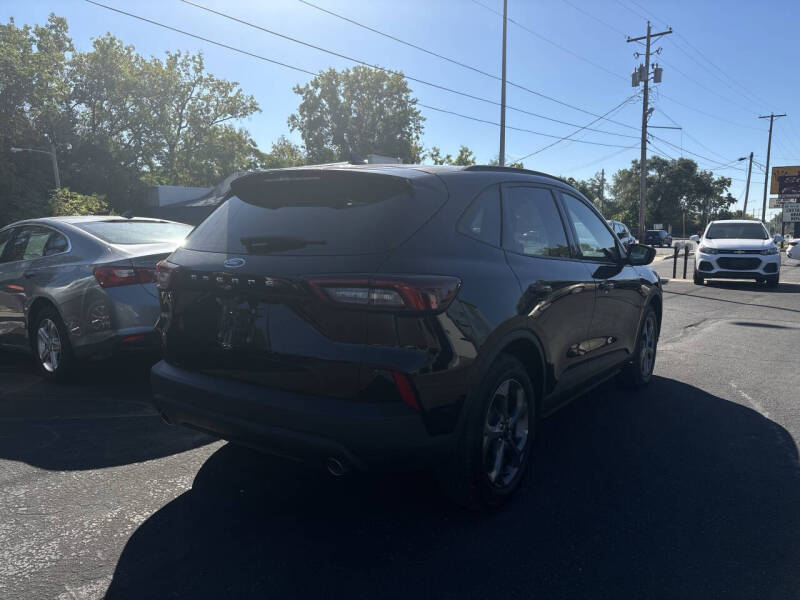 2025 Ford Escape ST-Line