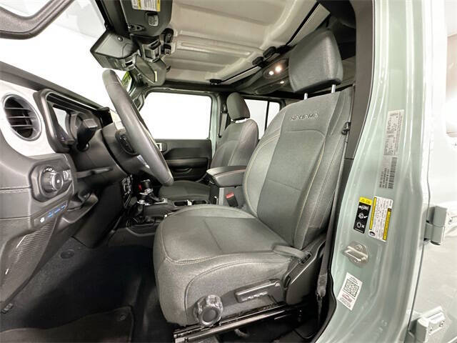 2024 Jeep Wrangler Sahara 4xe