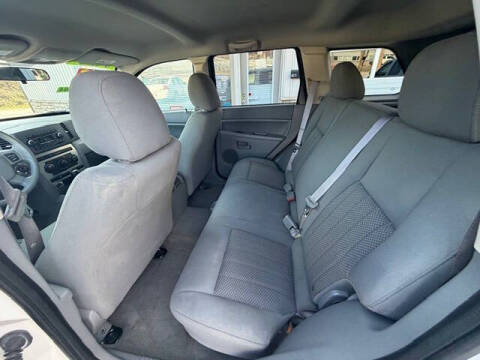 2006 Jeep Grand Cherokee Laredo