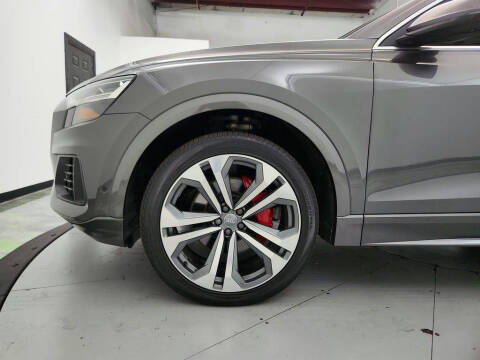 2019 Audi Q8 quattro Premium Plus 55 TFSI