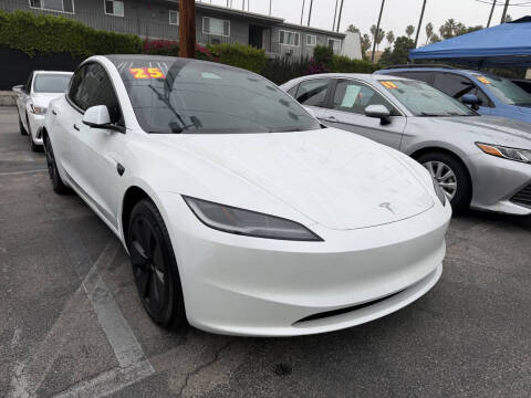 2025 Tesla Model 3 Long Range