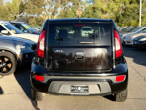 2012 Kia Soul +