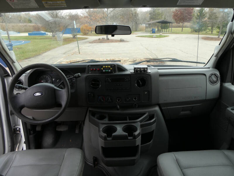 2013 Ford E-Series E-150