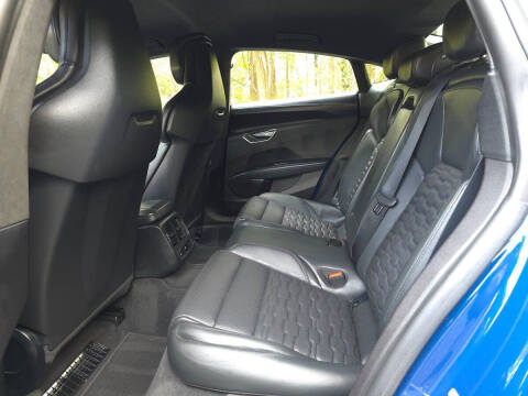 2022 Audi RS e-tron GT quattro